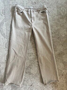 [#49] Abercrombie & Fitch 90s Relaxed Jean High Rise 33/16L Beige